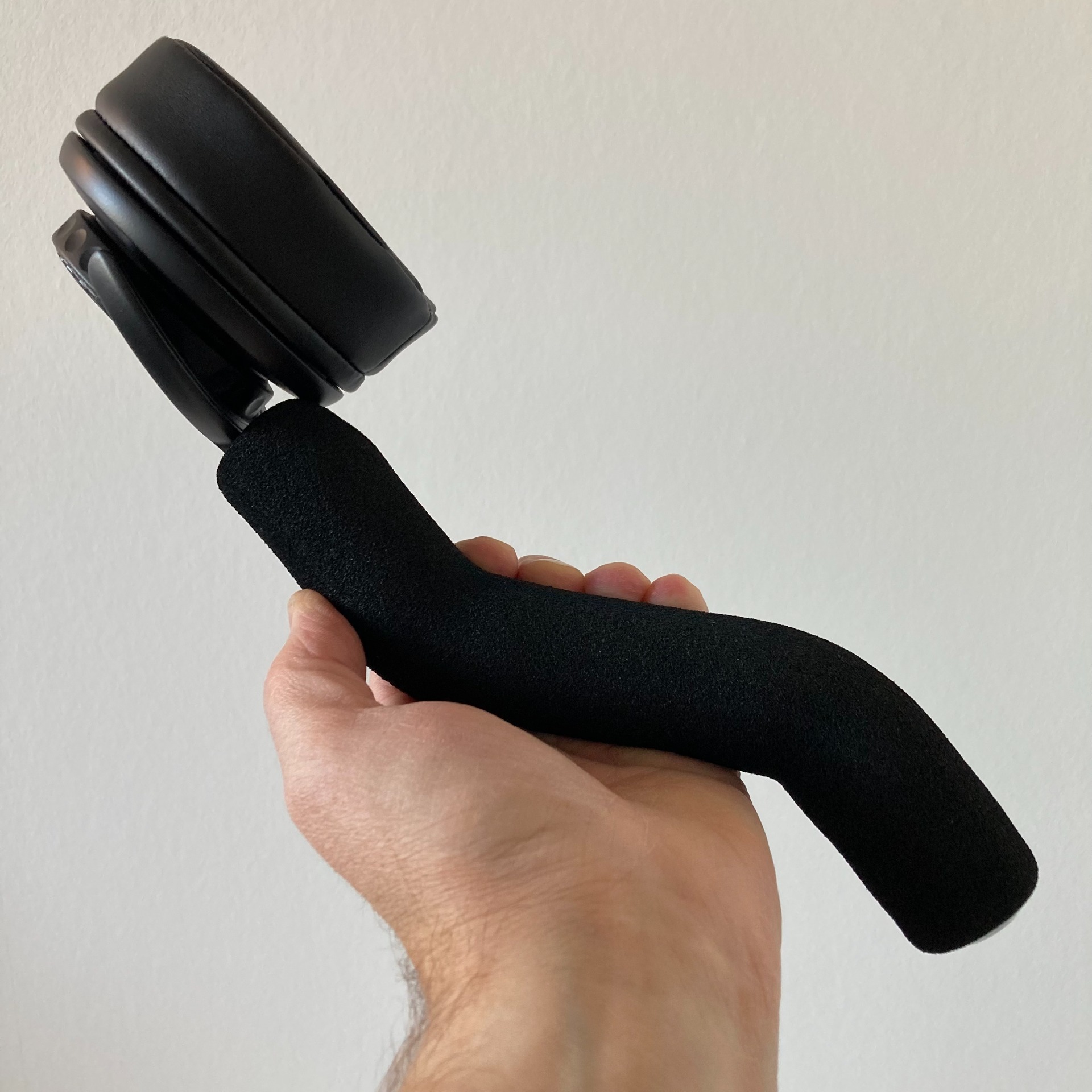 Stickphone DJ lollipop headphones